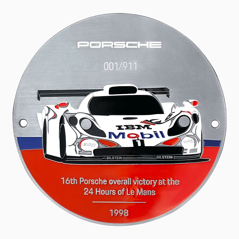 1 Grill badge – GT1 - Image 1